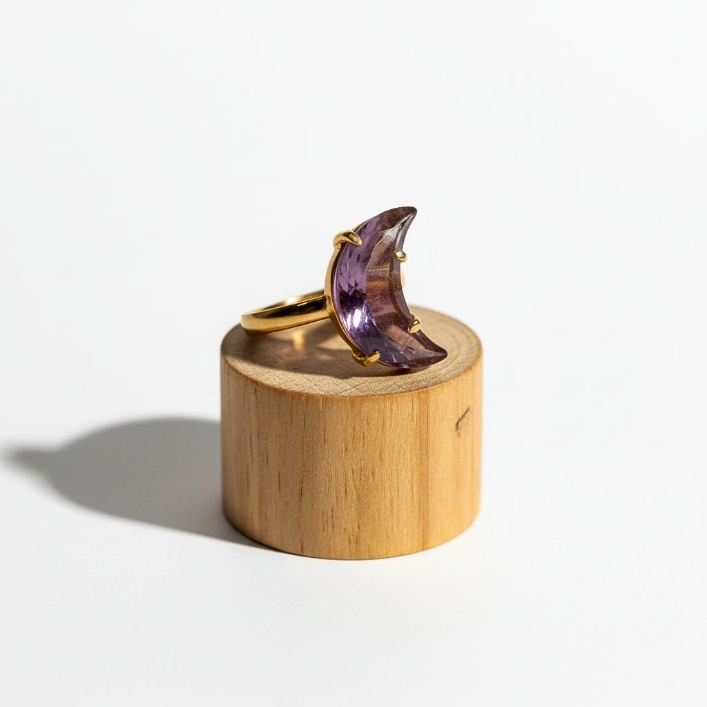 Amethyst Big Moon Ring
